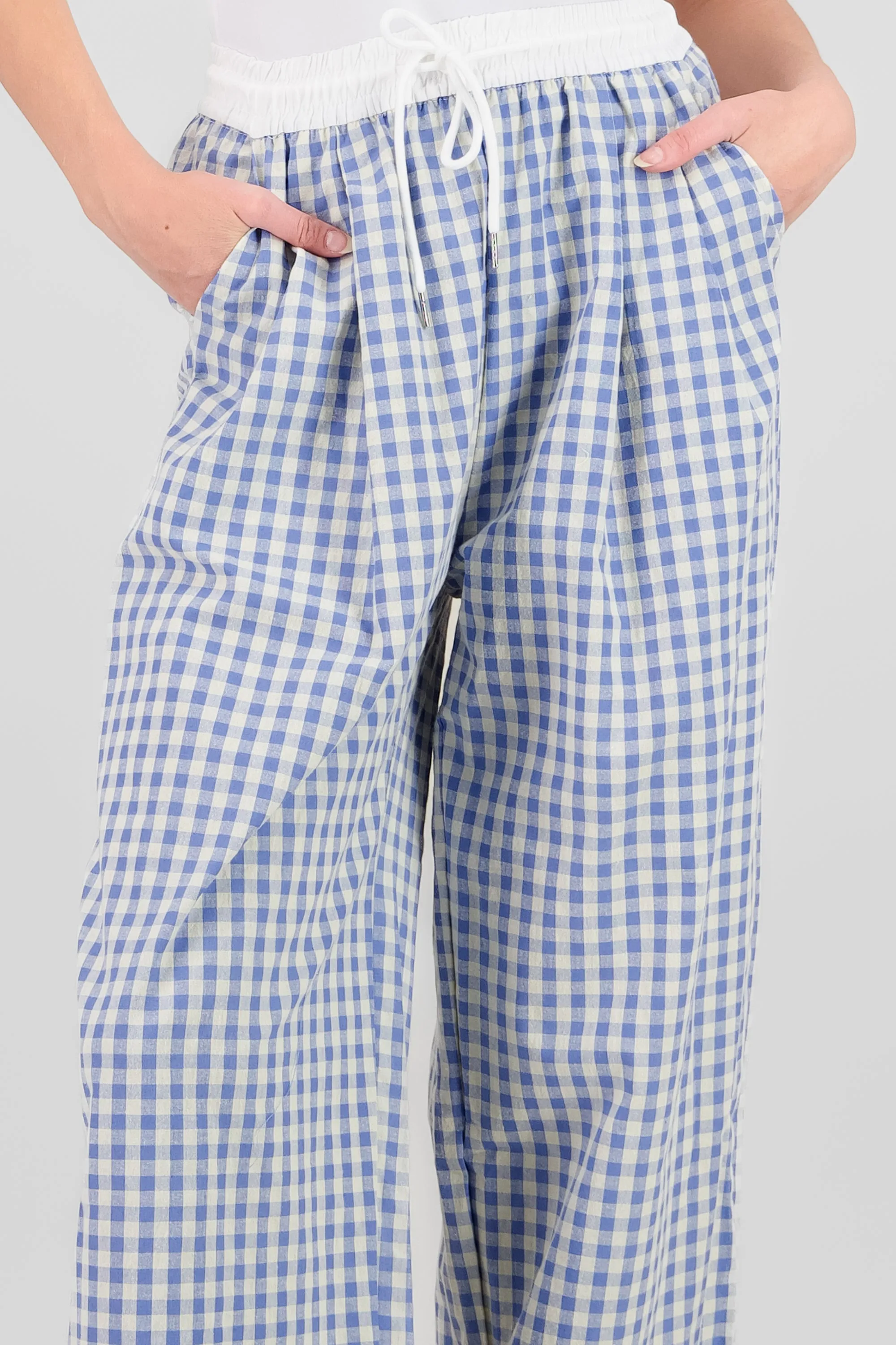 Pantalon recto mini cuadros sold by Shasa product image thumbnail 5