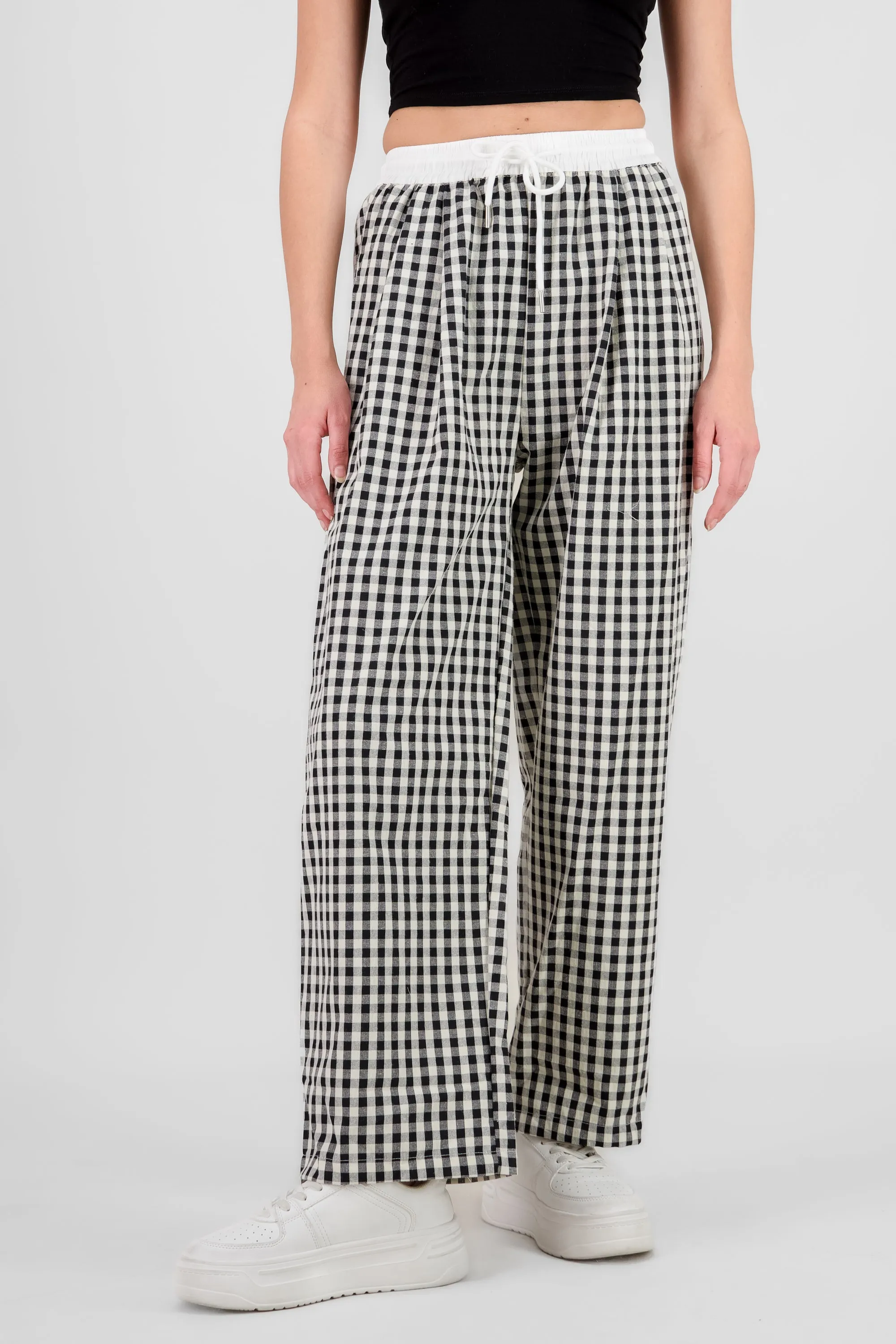 Pantalon recto mini cuadros sold by Shasa product image thumbnail 2