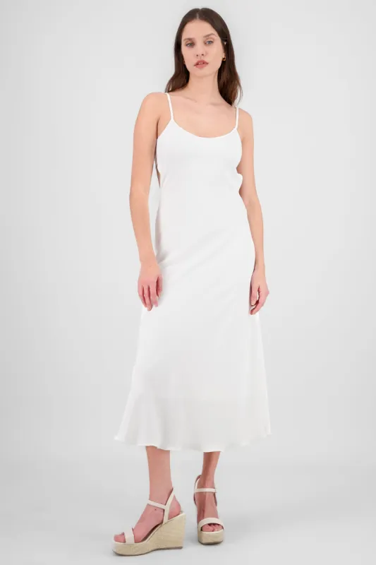 Vestido maxi ligero detalle espalda sold by Shasa