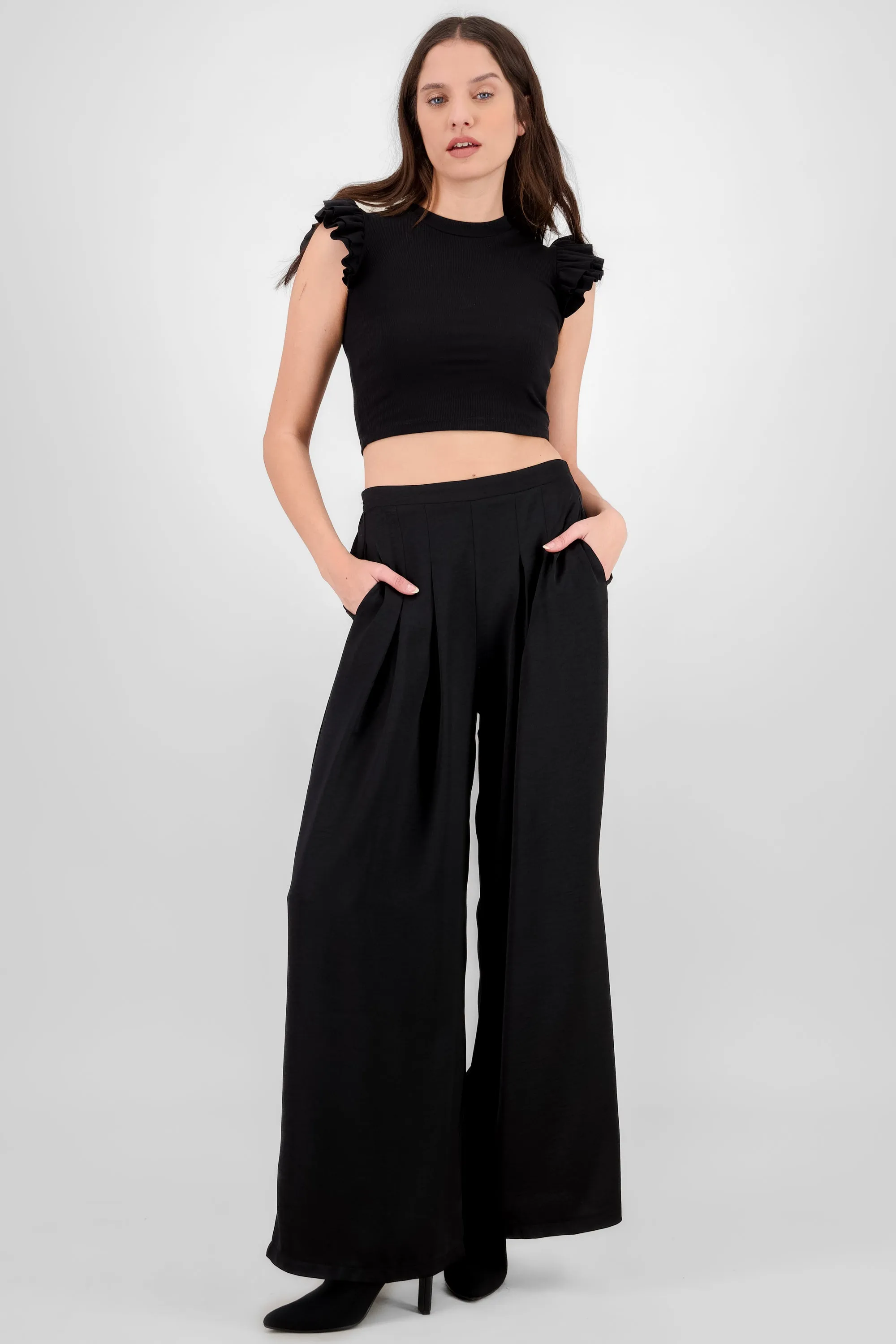Pantalon wide leg satinado sold by Shasa