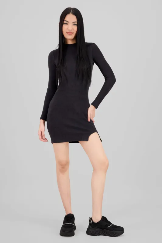 Vestido mini manga larga tipo tejido sold by Shasa