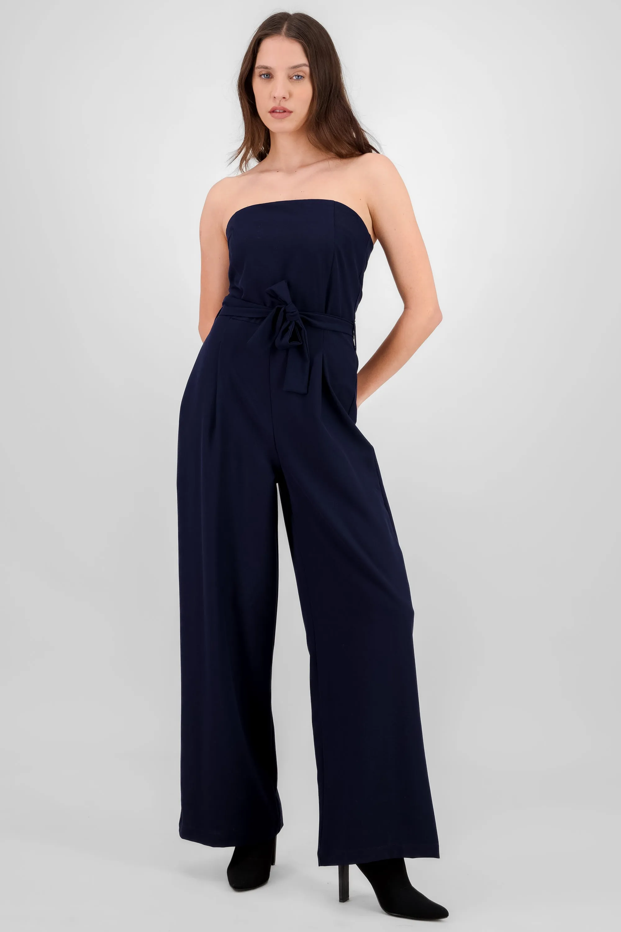 Jumpsuit strapless sastreado sold by Shasa