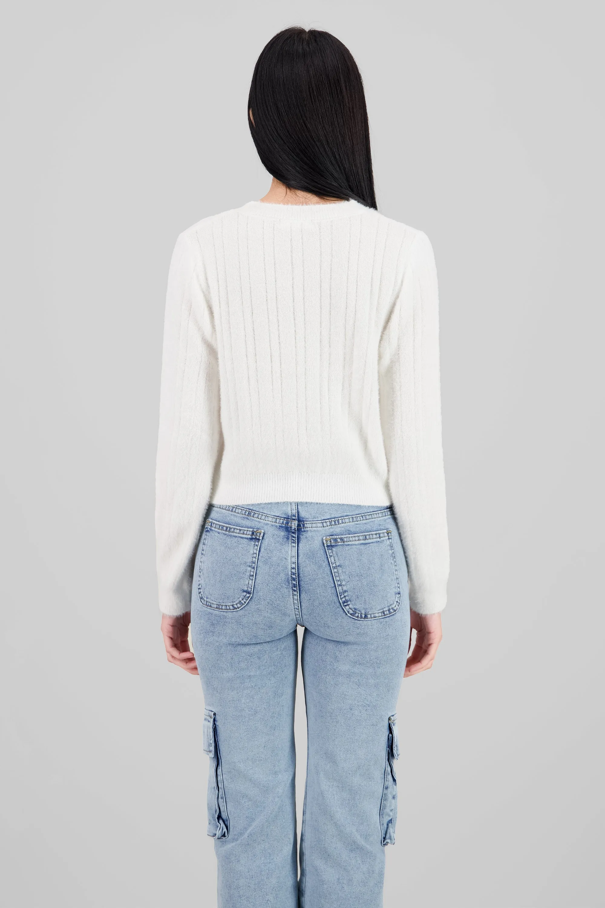 Sueterliso oversize sold by Shasa product image thumbnail 4