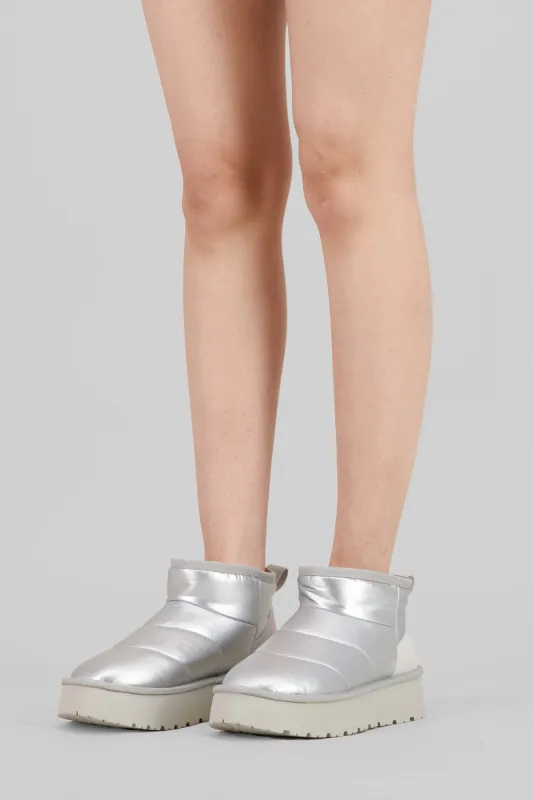 Bota invierno puffy capitonada sold by Shasa