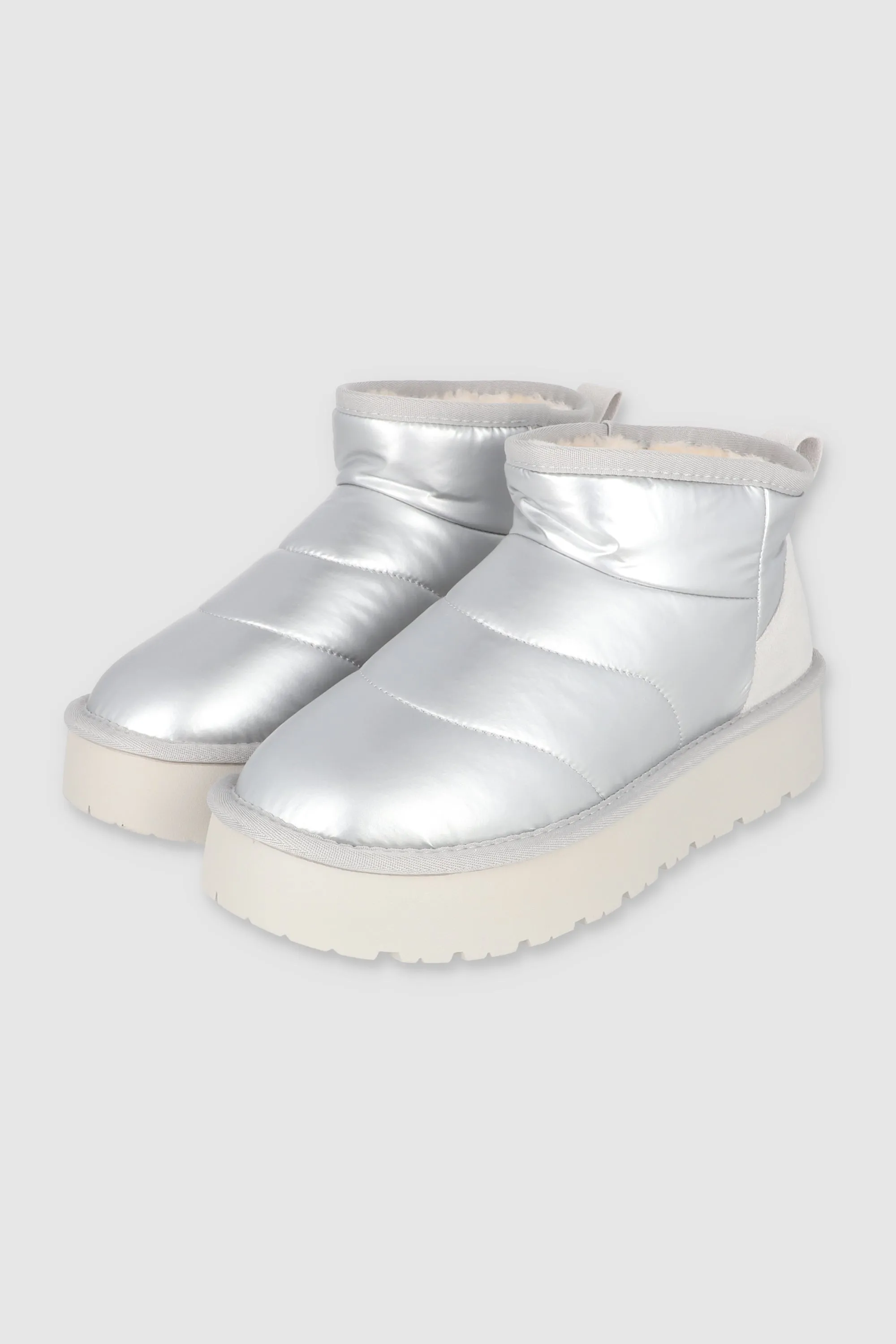 Bota invierno puffy capitonada sold by Shasa product image thumbnail 3