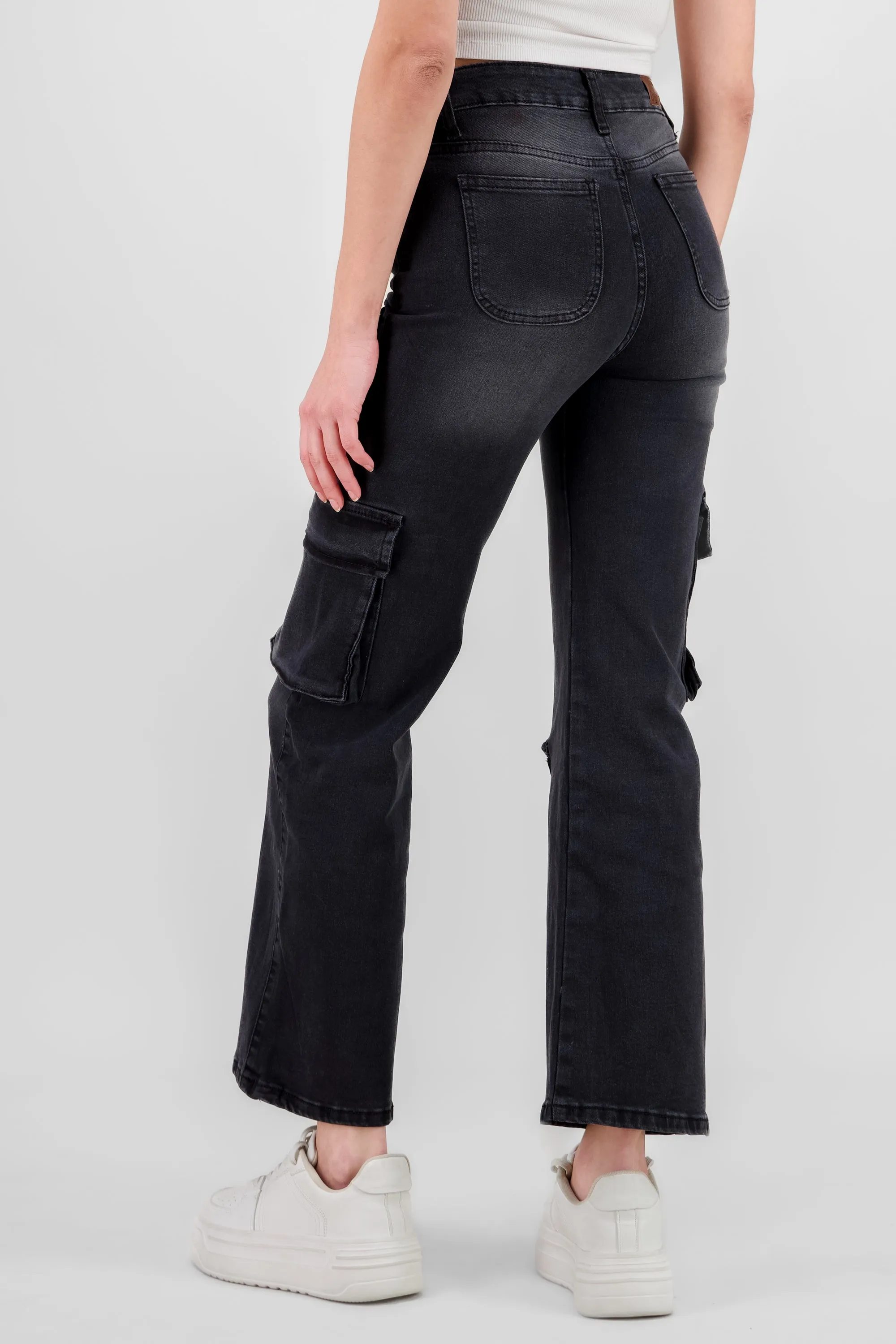 Jeans cargo 4 bolsas asimétrico sold by Shasa product image thumbnail 4