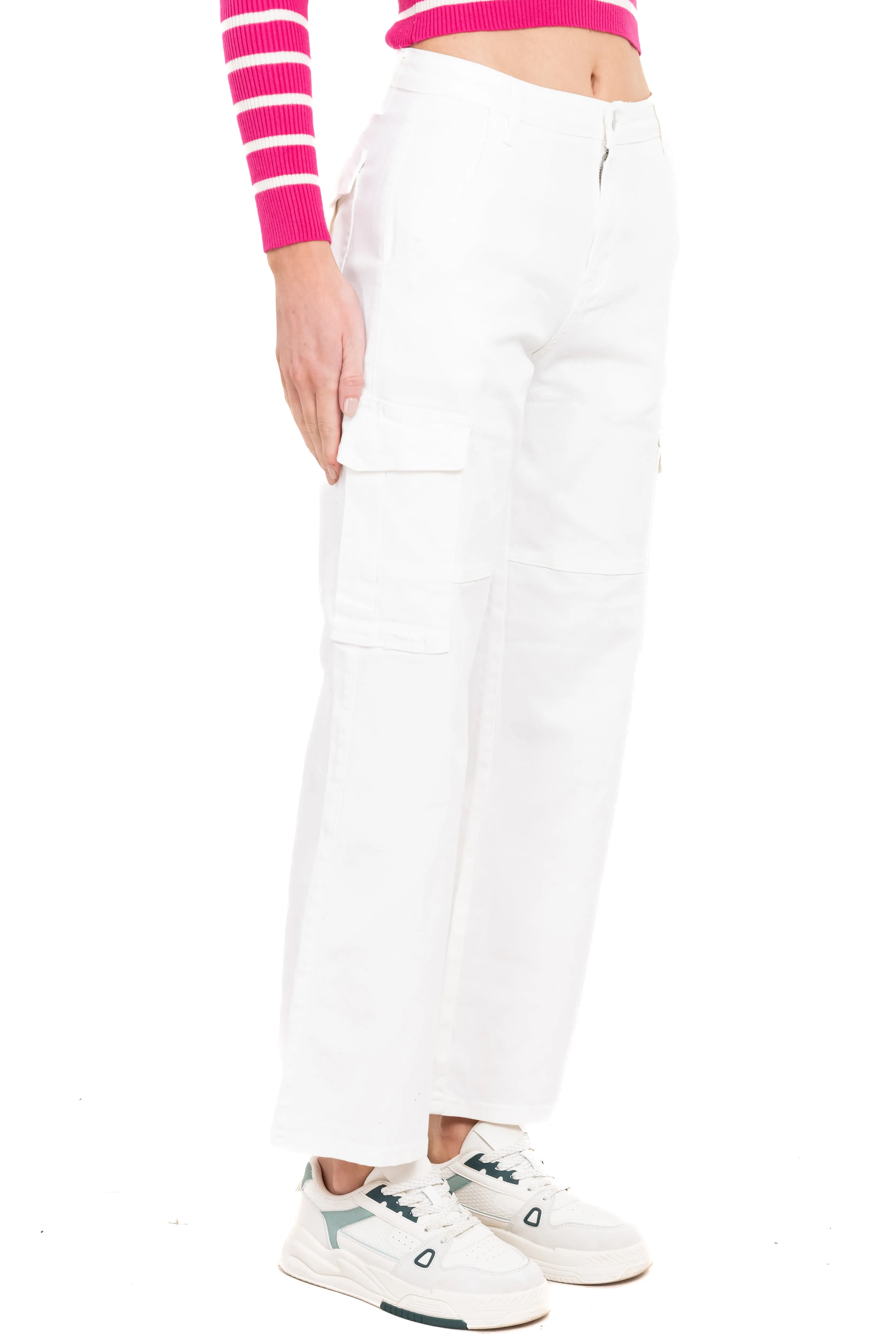 Pantalón recto bolsos cargo sold by Shasa product image thumbnail 3