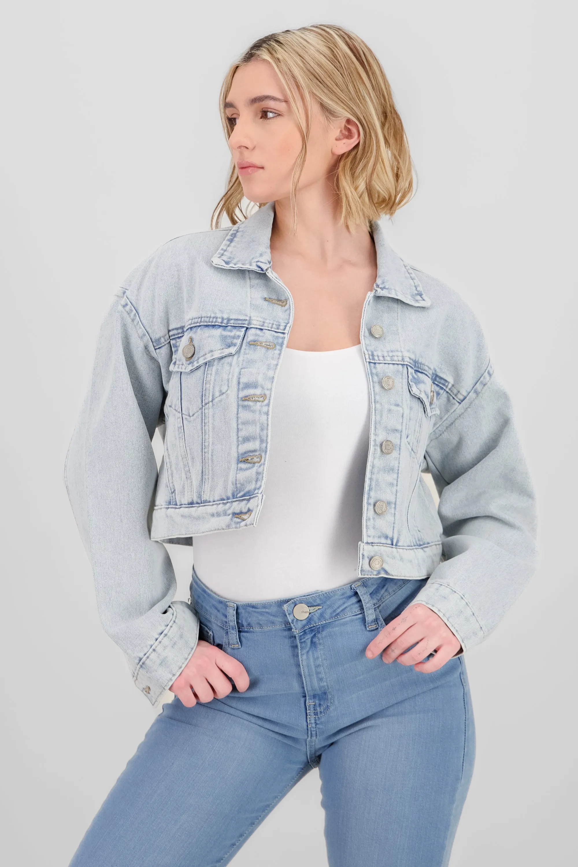 Chamarra oversize básica sold by Shasa product image thumbnail 2