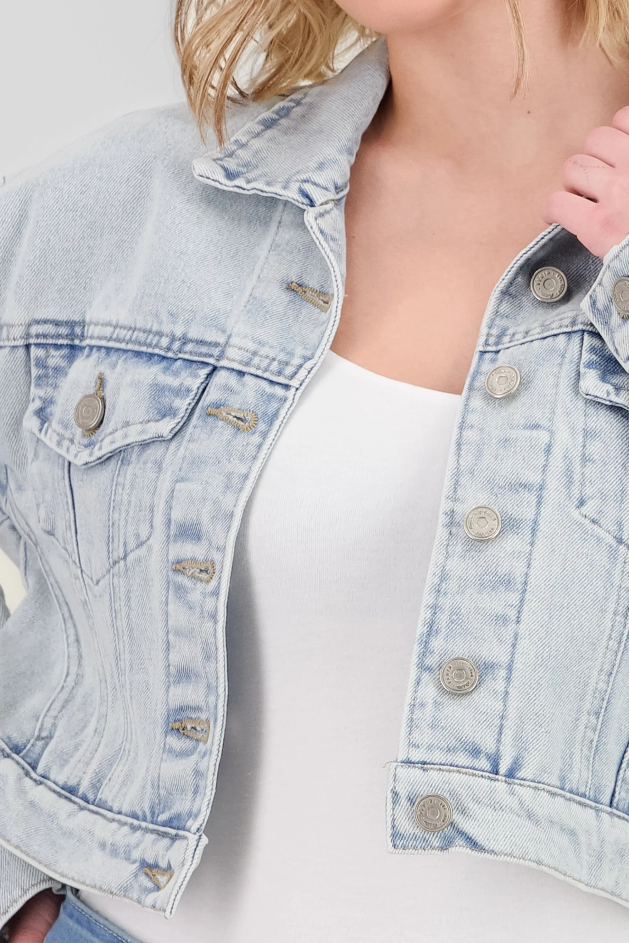 Chamarra oversize básica sold by Shasa product image thumbnail 5