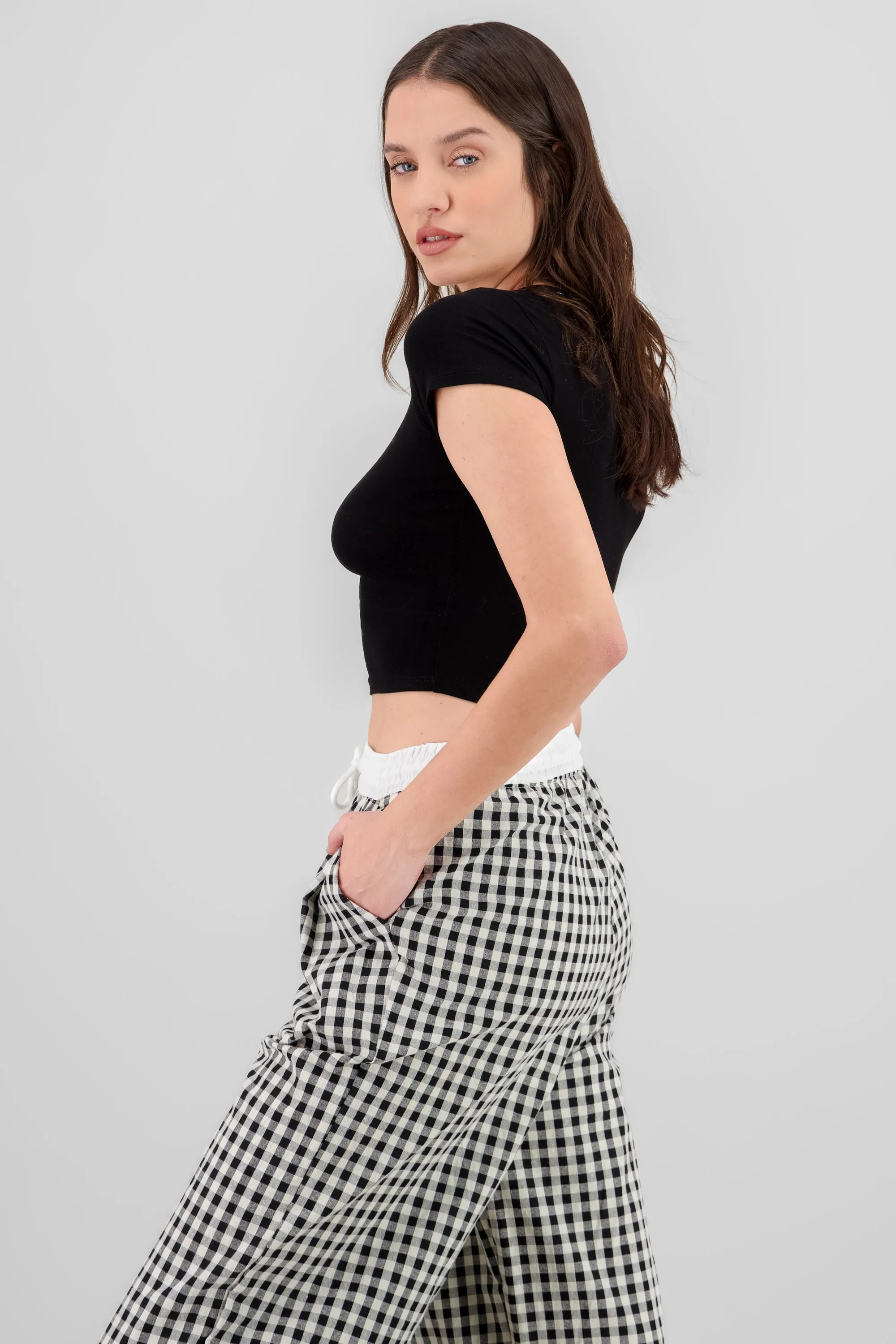 Top rib cuello redondo con manga orta sold by Shasa product image thumbnail 3