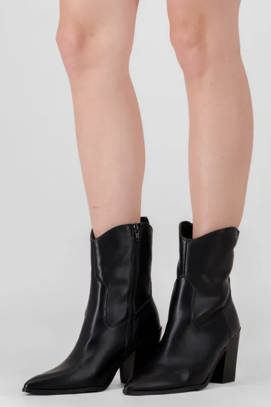 BOTIN VAQUERO CORTO sold by Shasa