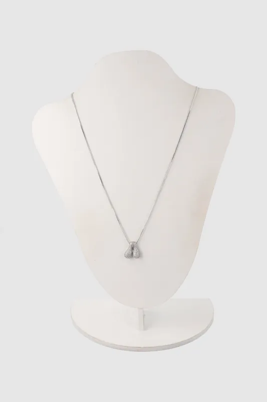 Collar inicial inflada con brillos sold by Shasa