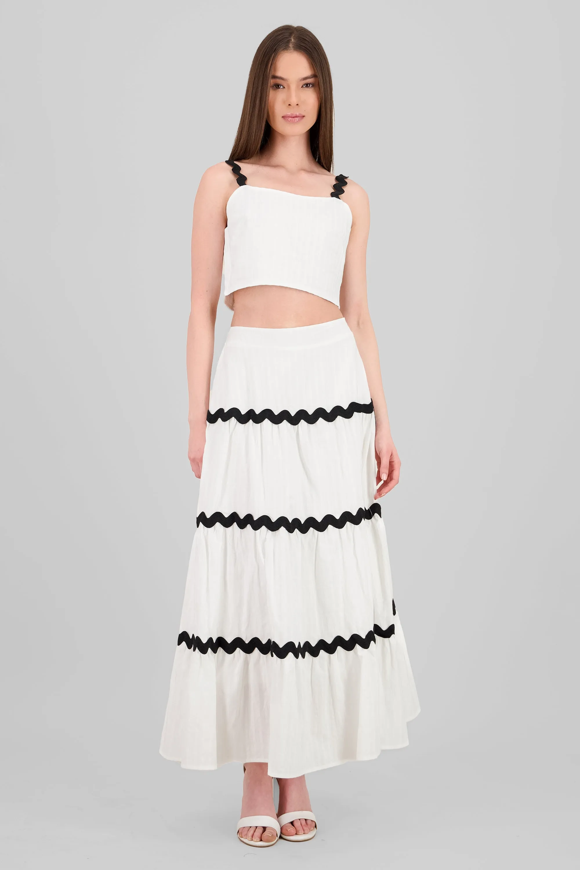 Falda maxi detalle contraste sold by Shasa