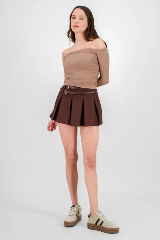 Falda tableada doble cinturon sold by Shasa