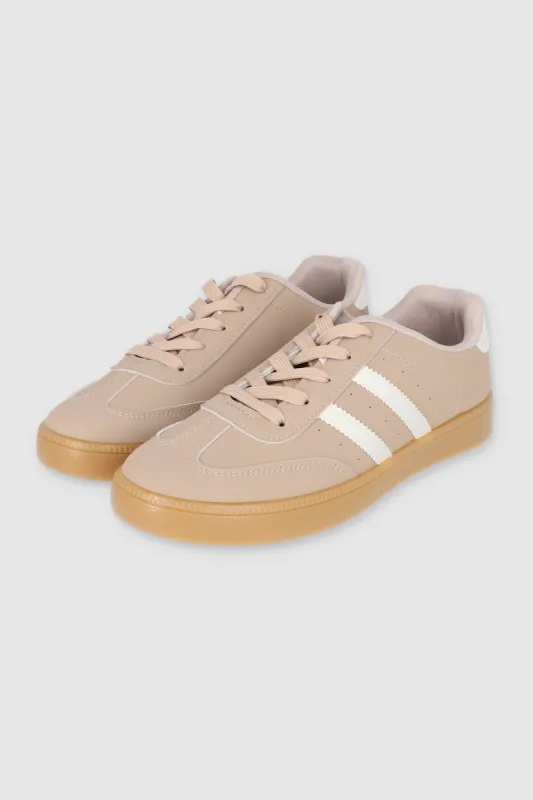 Tenis casual rayas punta suede sold by Shasa