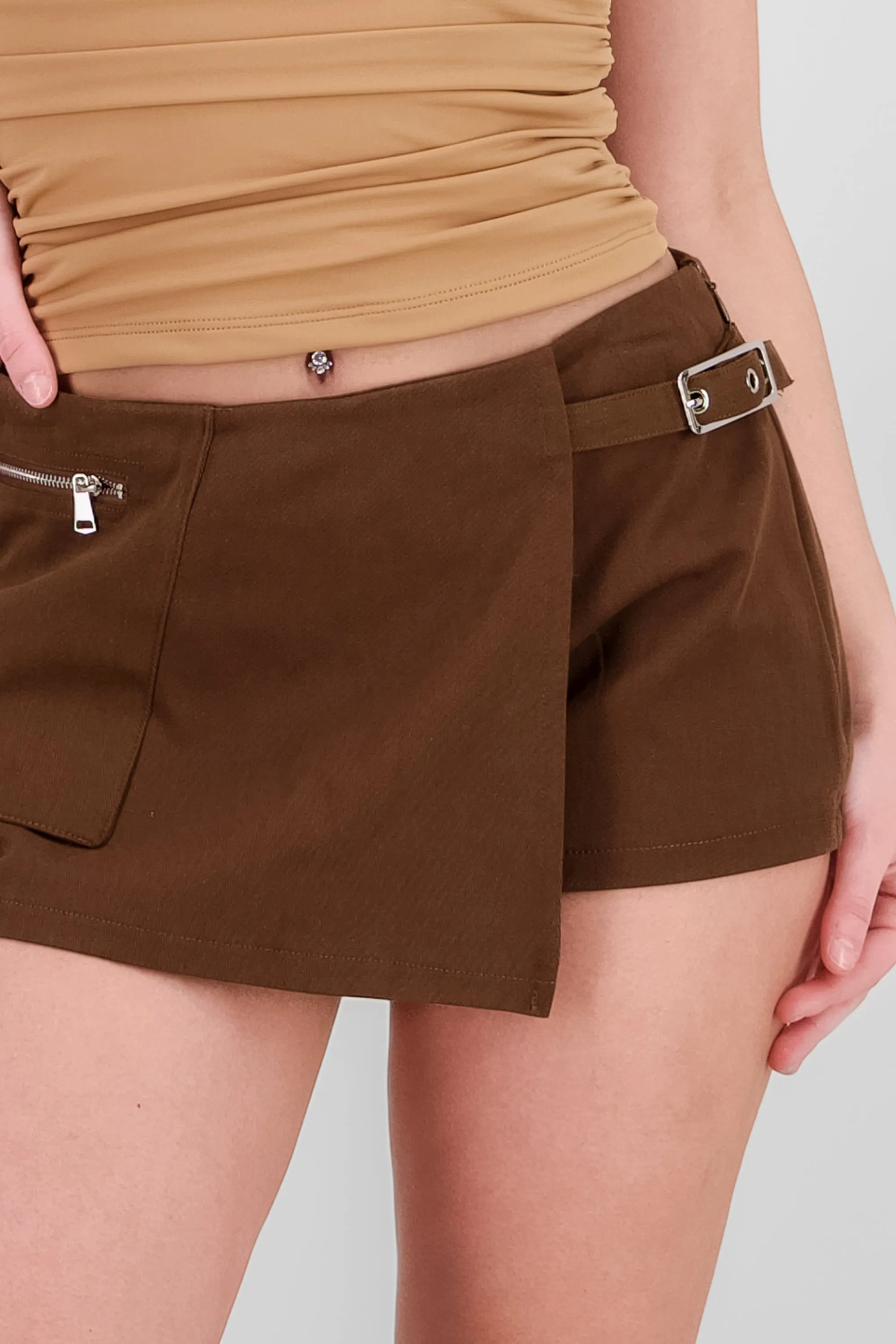 Falda short corta con bolsa sold by Shasa product image thumbnail 5