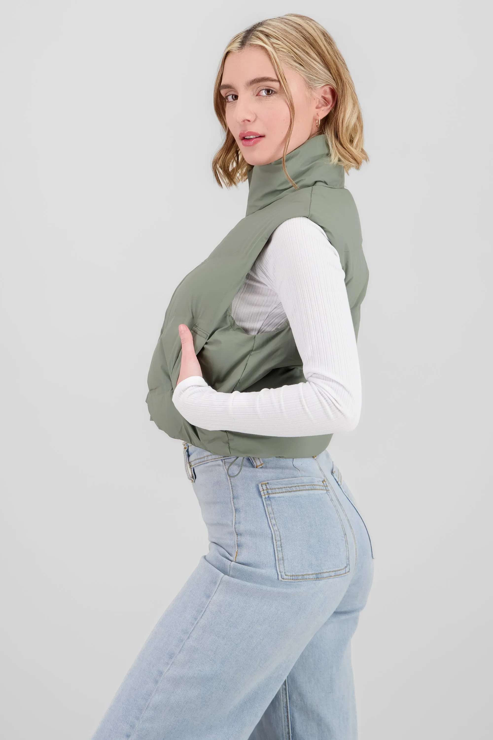 Chaleco corto capitonado liso sold by Shasa product image thumbnail 3