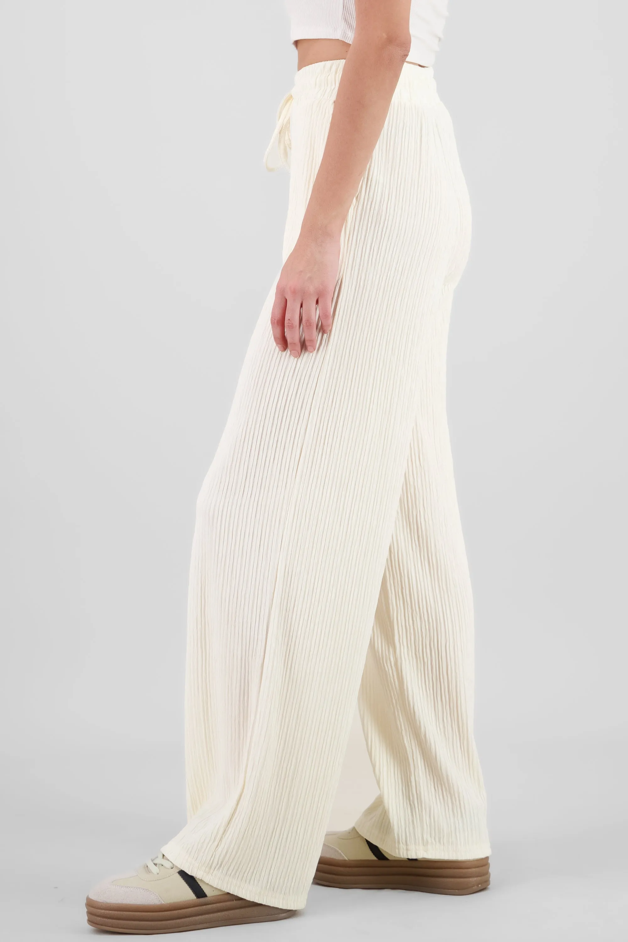 Pantalon amplio textura sold by Shasa product image thumbnail 3