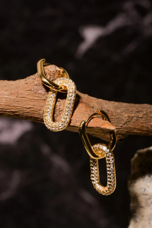 Arracadas eslabones brillos sold by Shasa