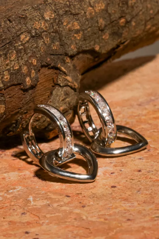 Arracadas corazon cristales sold by Shasa