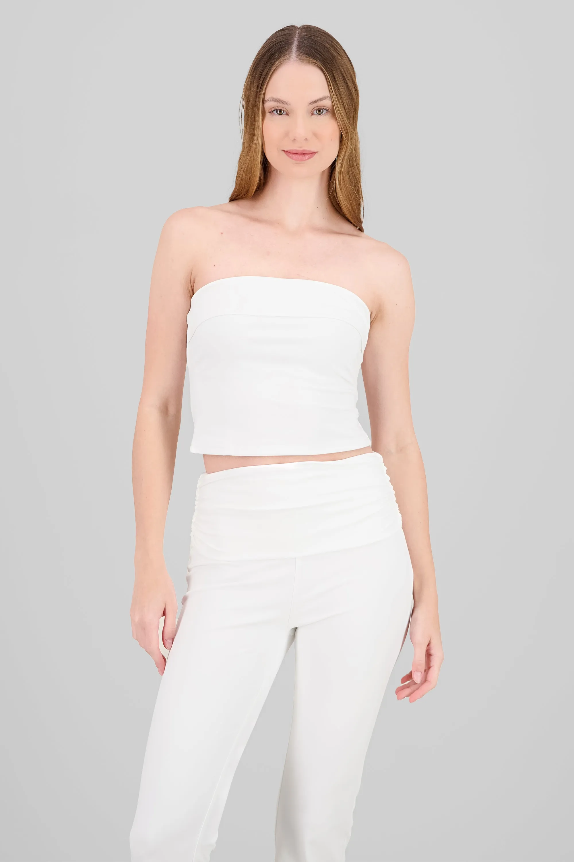 Top strapless liso sold by Shasa