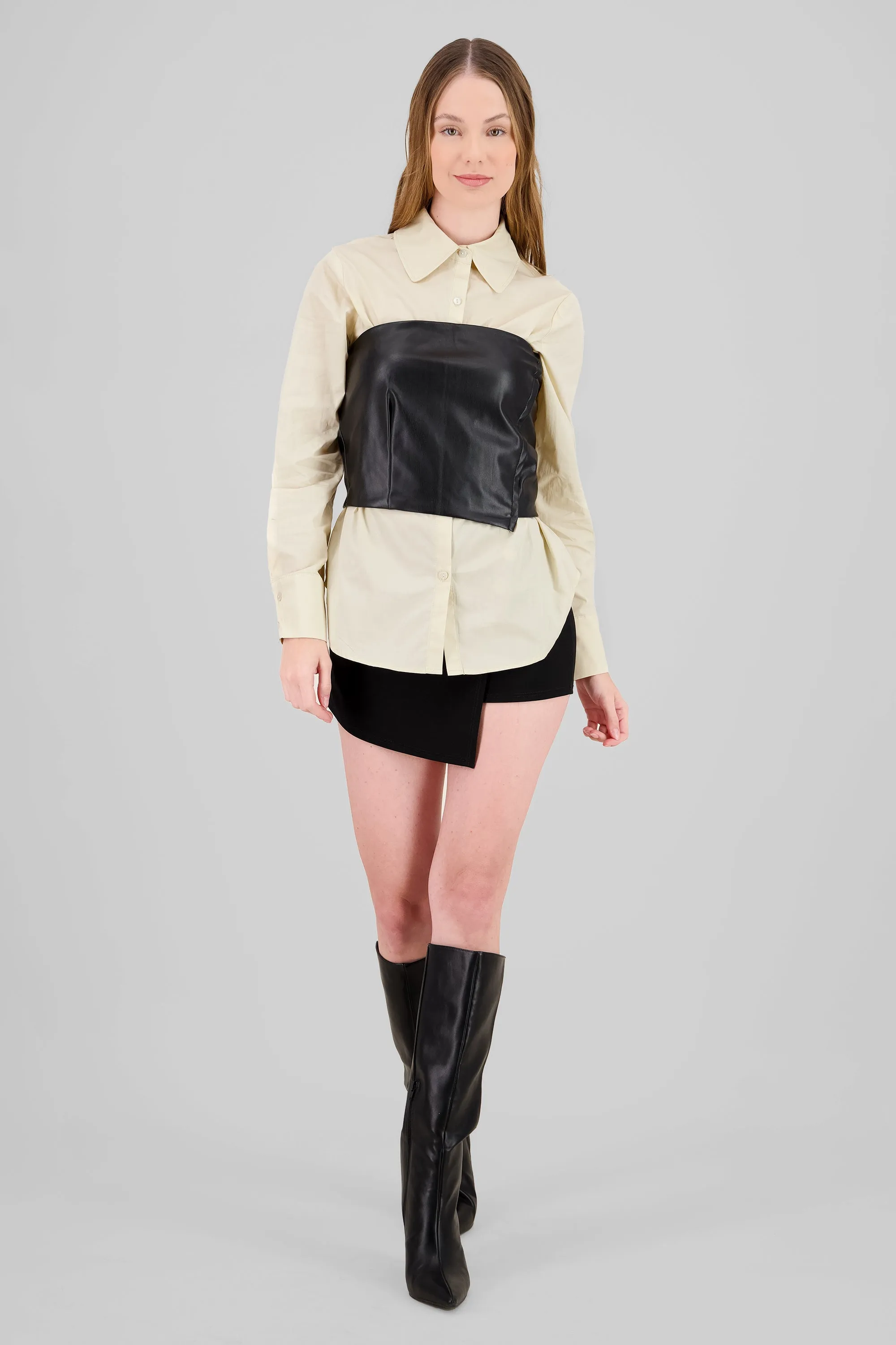 Camisa oversize detalle top tubo pu sold by Shasa