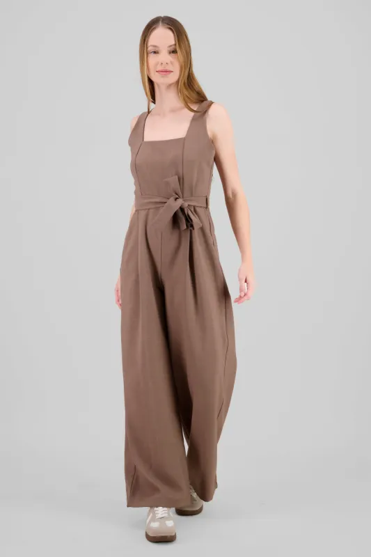 Jumpsuit tirantes detalle cinturon sold by Shasa