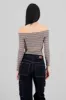 Top manga larga off shoulder detalle dobles sold by Shasa