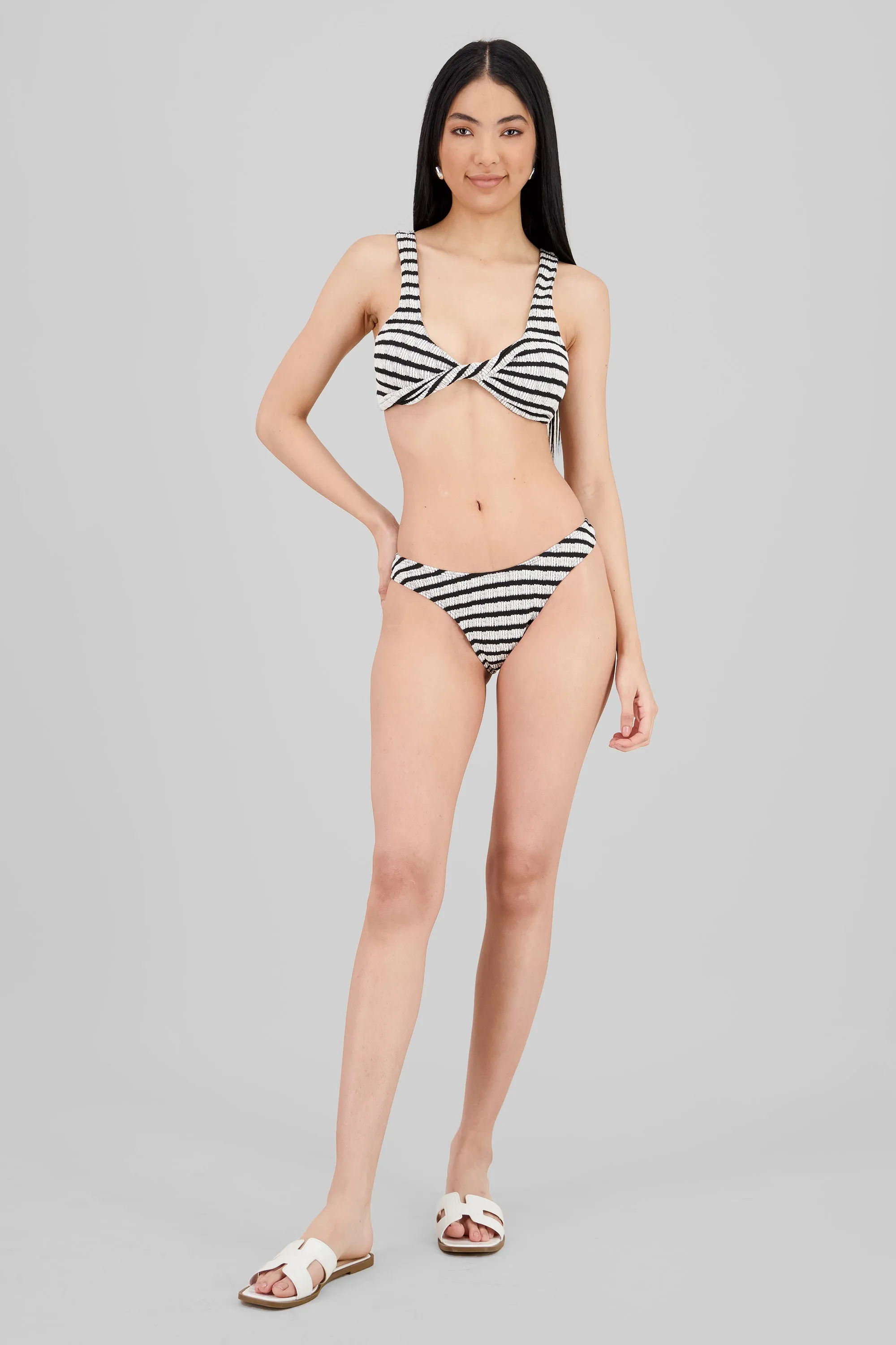 Bikini textura líneas sold by Shasa product image thumbnail 2