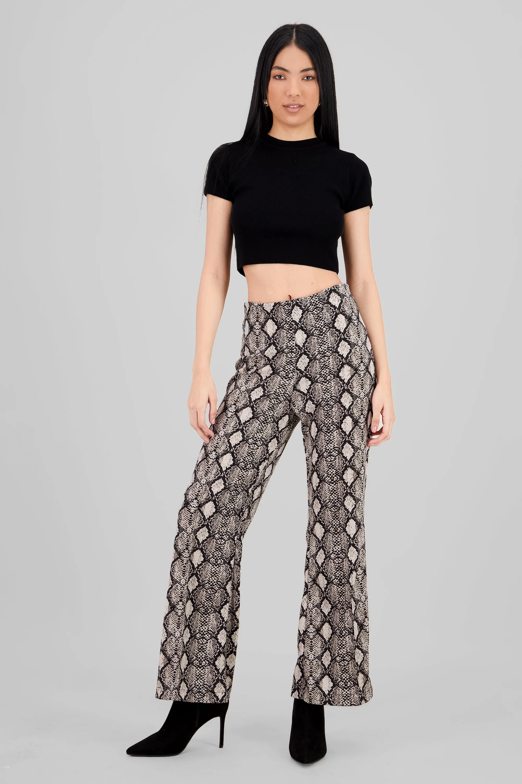 Pantalon wide leg animal print s sold by Shasa