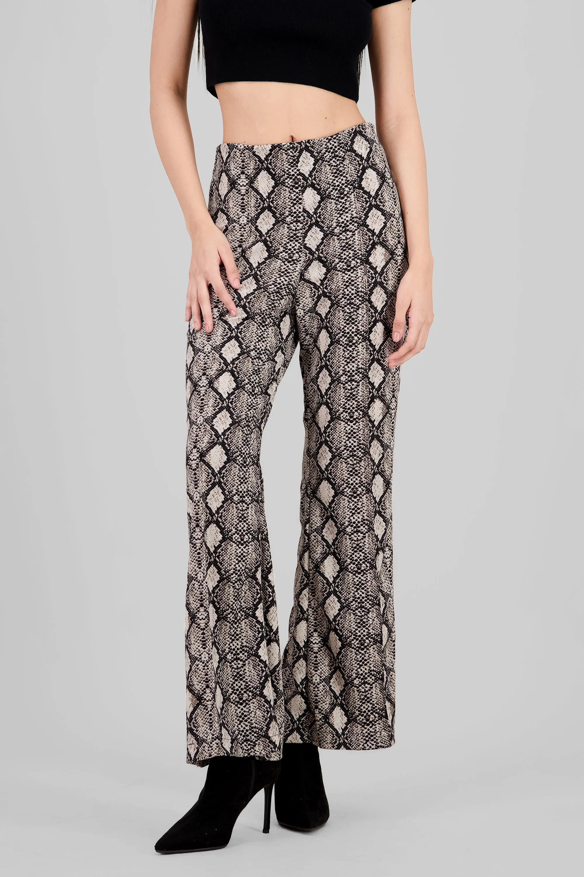 Pantalon wide leg animal print s sold by Shasa product image thumbnail 2