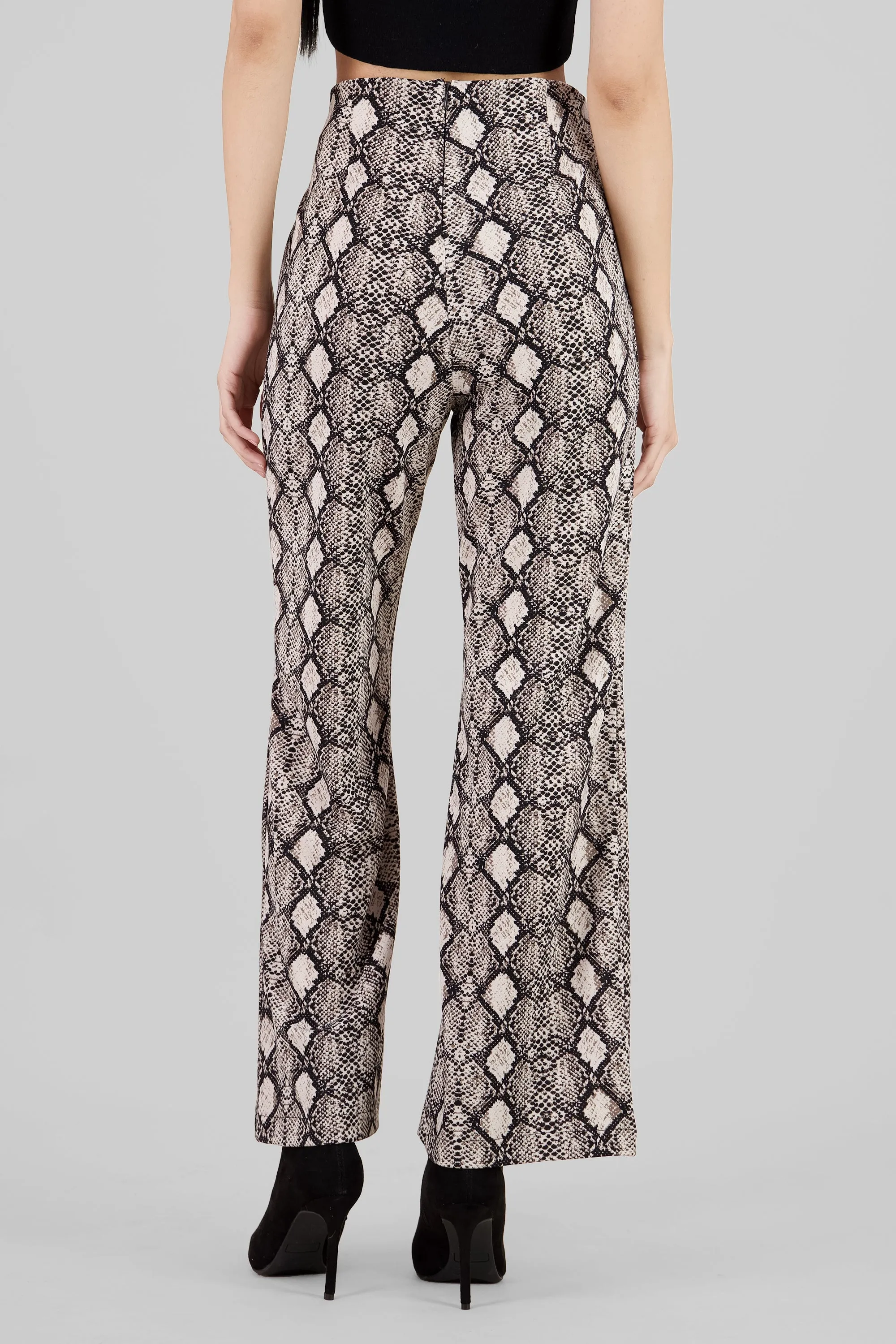 Pantalon wide leg animal print s sold by Shasa product image thumbnail 4