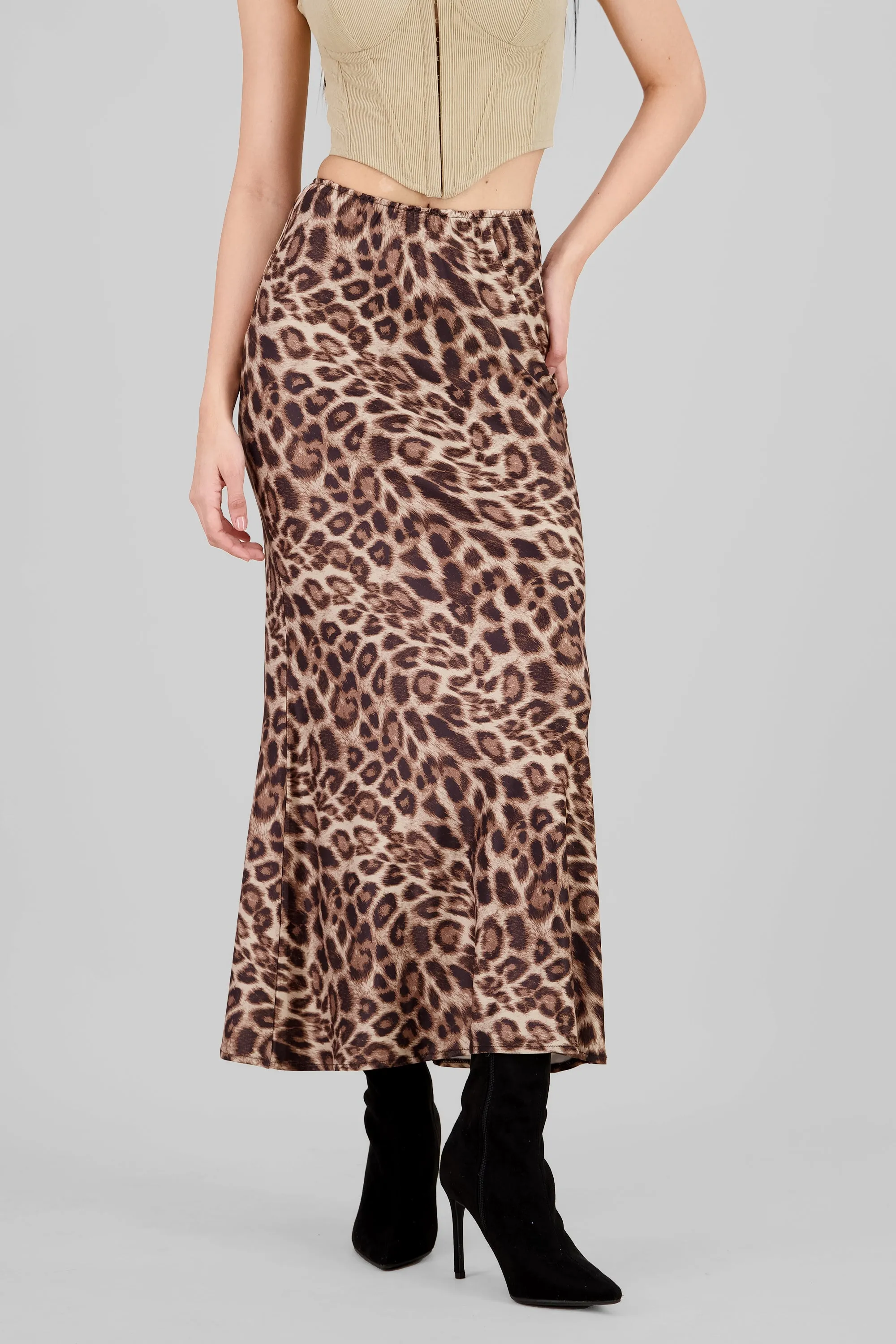 Falda maxi satin animal print sold by Shasa product image thumbnail 2