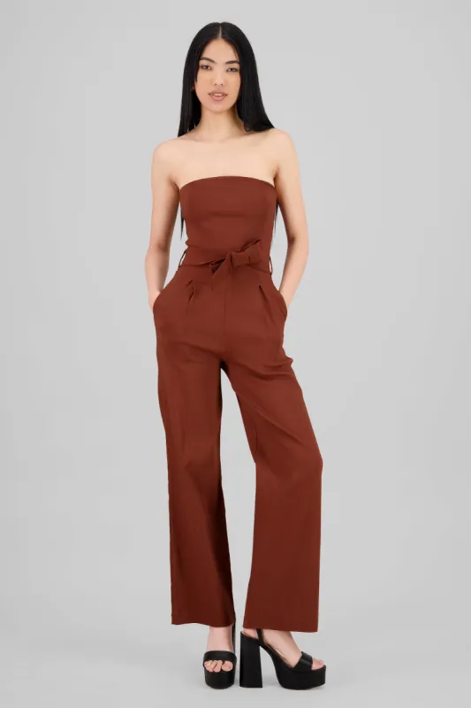 Jumpsuit strapless detalle cinturon sold by Shasa