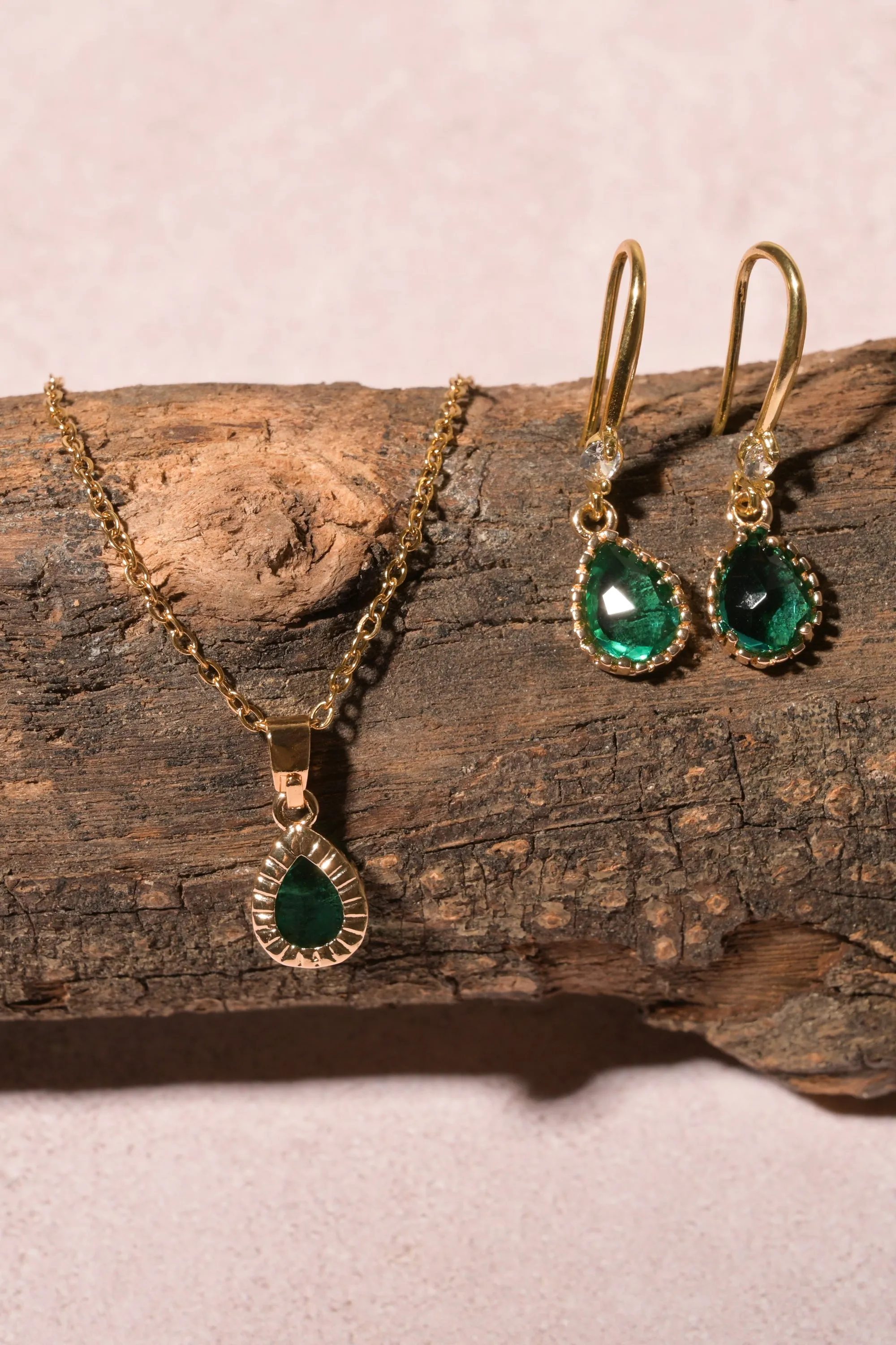 Set arracadas gota cristal collar sold by Shasa product image thumbnail 2