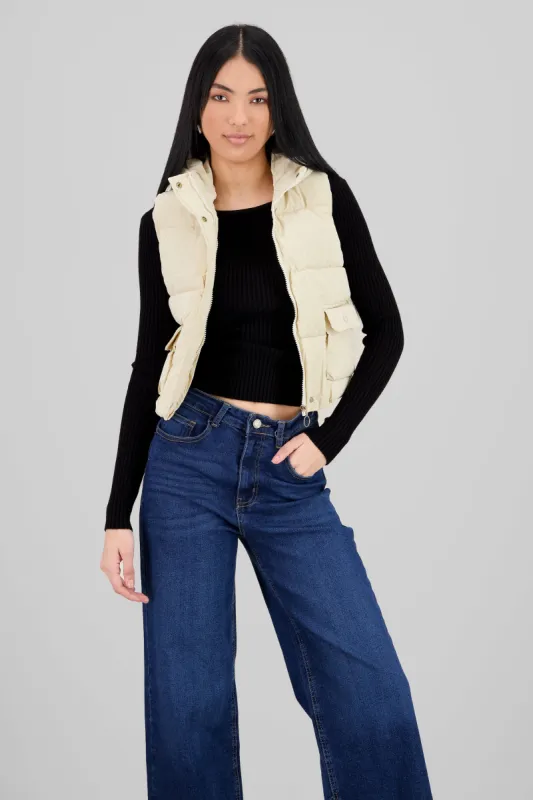 Chalec con bolsas cargo cropped sold by Shasa