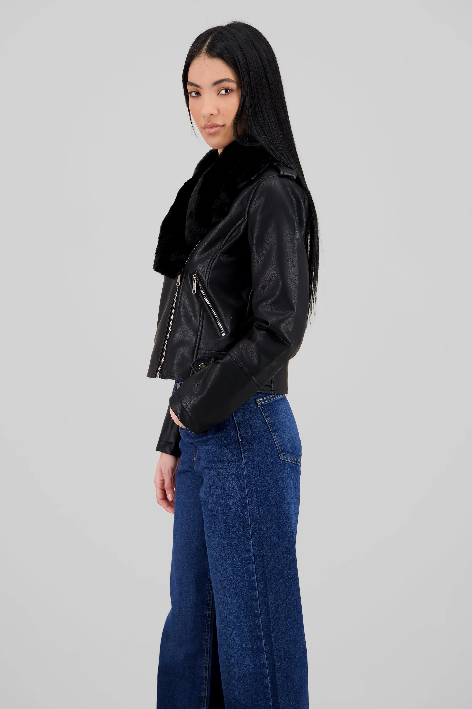 Biker PU con peluche sold by Shasa product image thumbnail 3