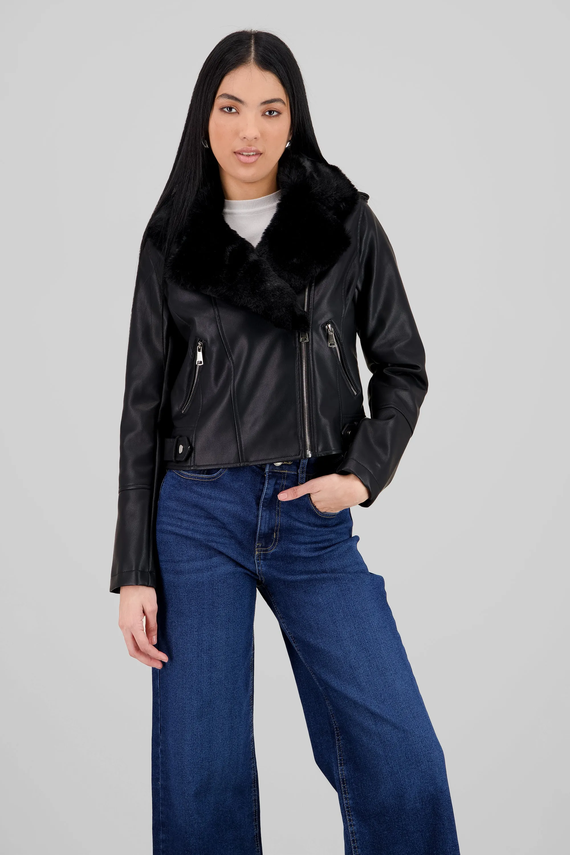 Biker PU con peluche sold by Shasa