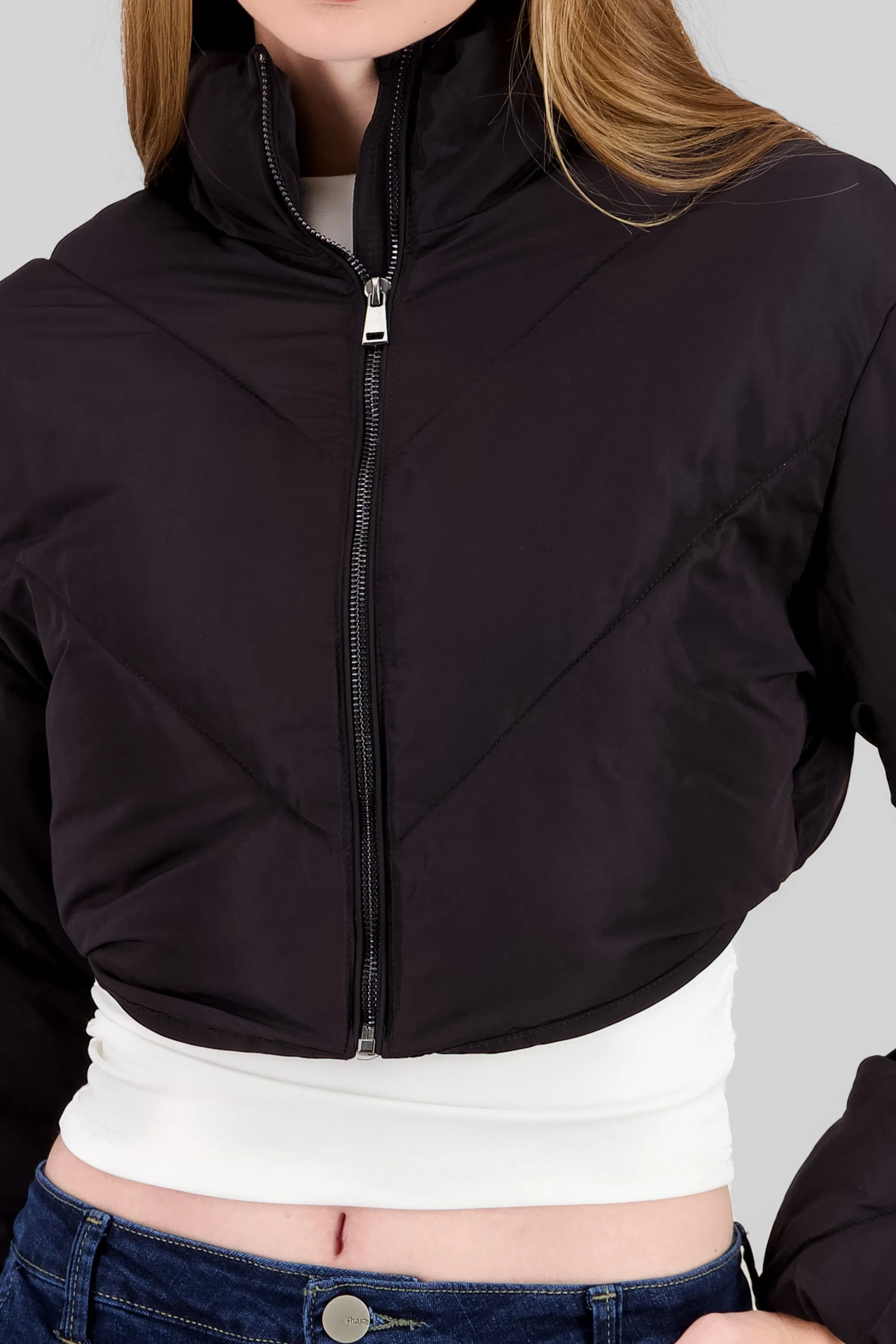 Chamarra lisa crop sold by Shasa product image thumbnail 5