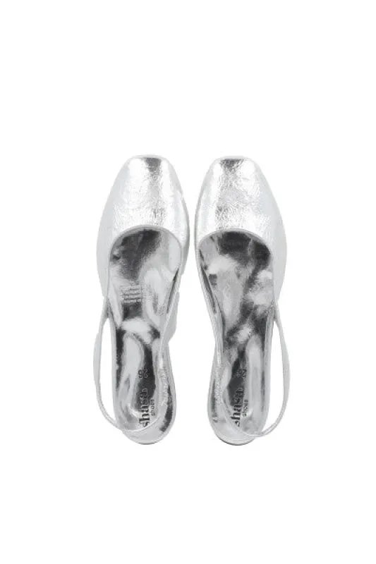 Flat ballerina textura sold by Shasa