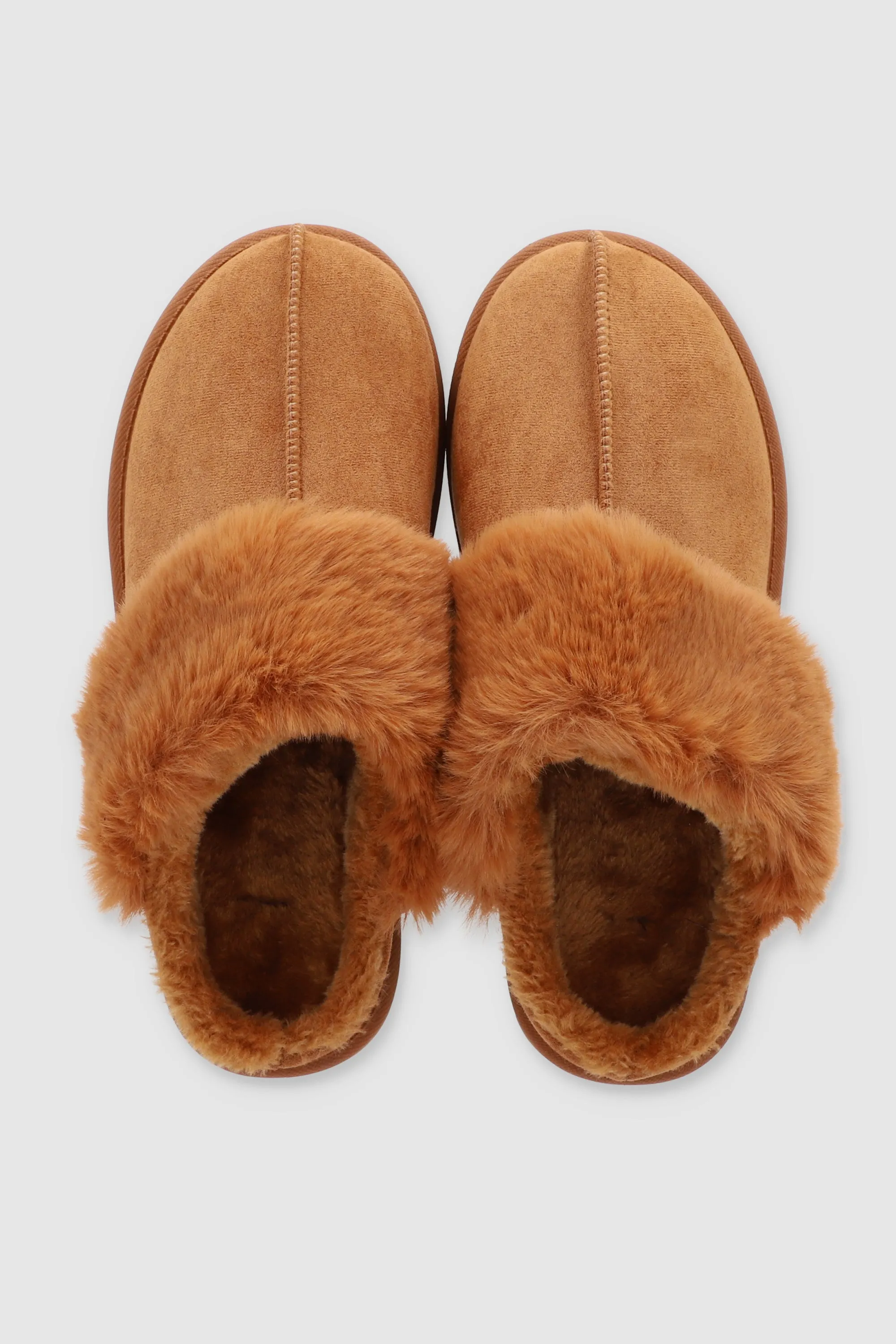 Pantufla zueco fluffy sold by Shasa product image thumbnail 4
