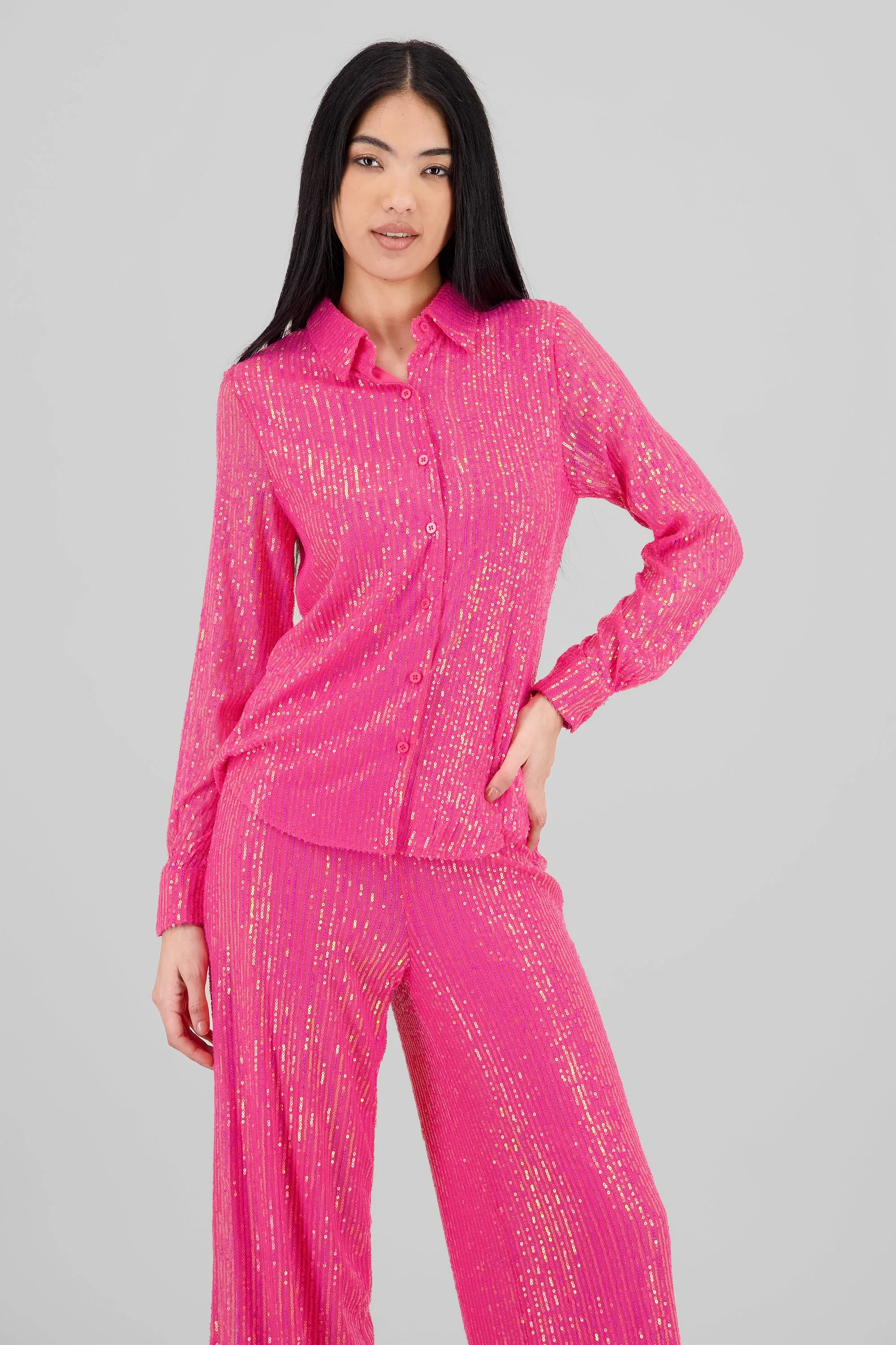 Camisa manga larga lentejuelas sold by Shasa