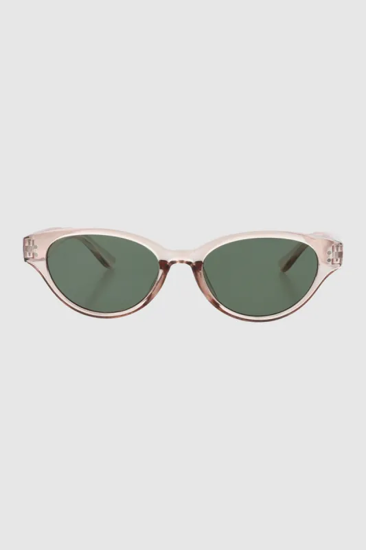 Lentes cateye pasta sold by Shasa