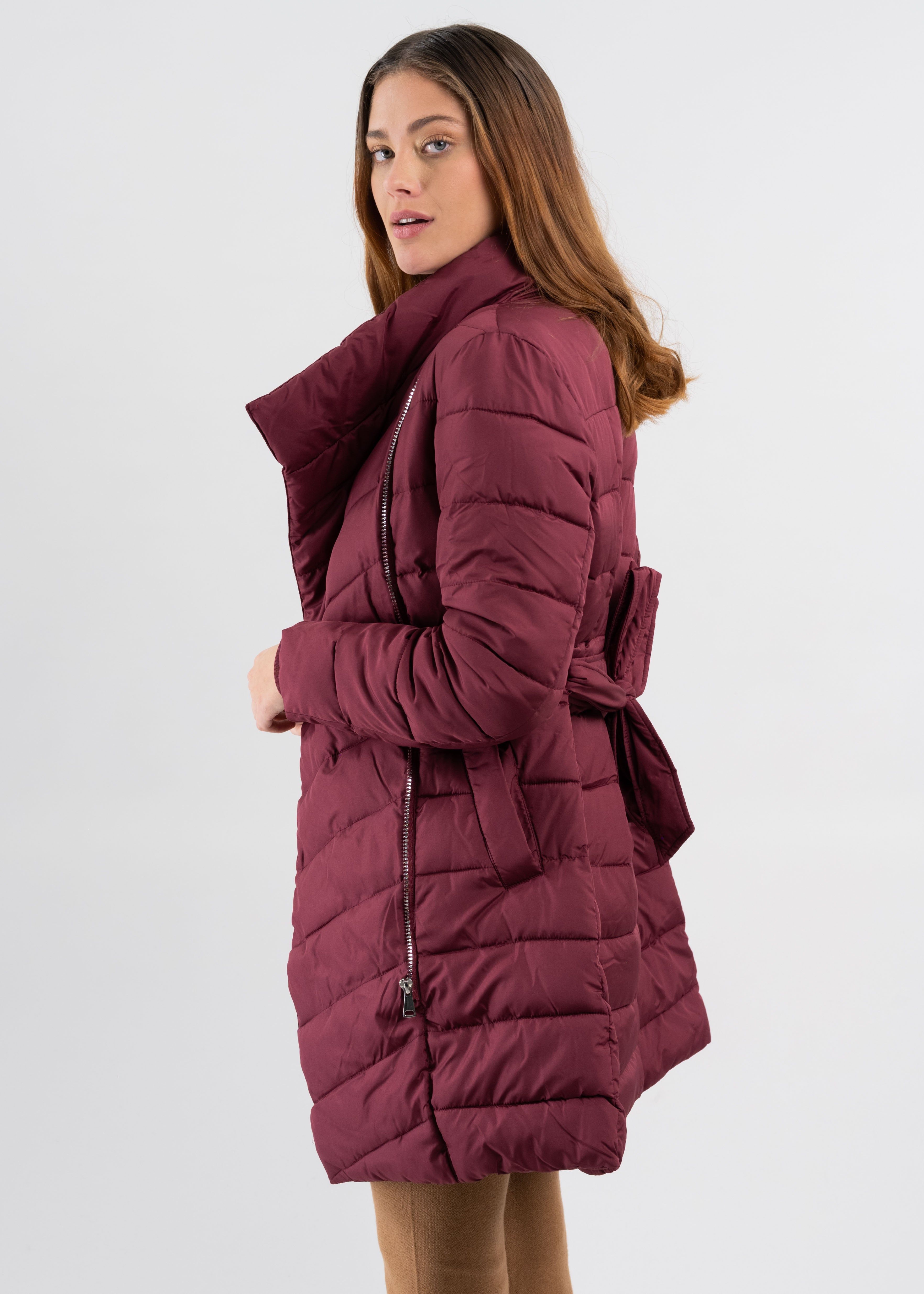 Chamarra larga capitonada cinturón sold by Shasa product image thumbnail 3