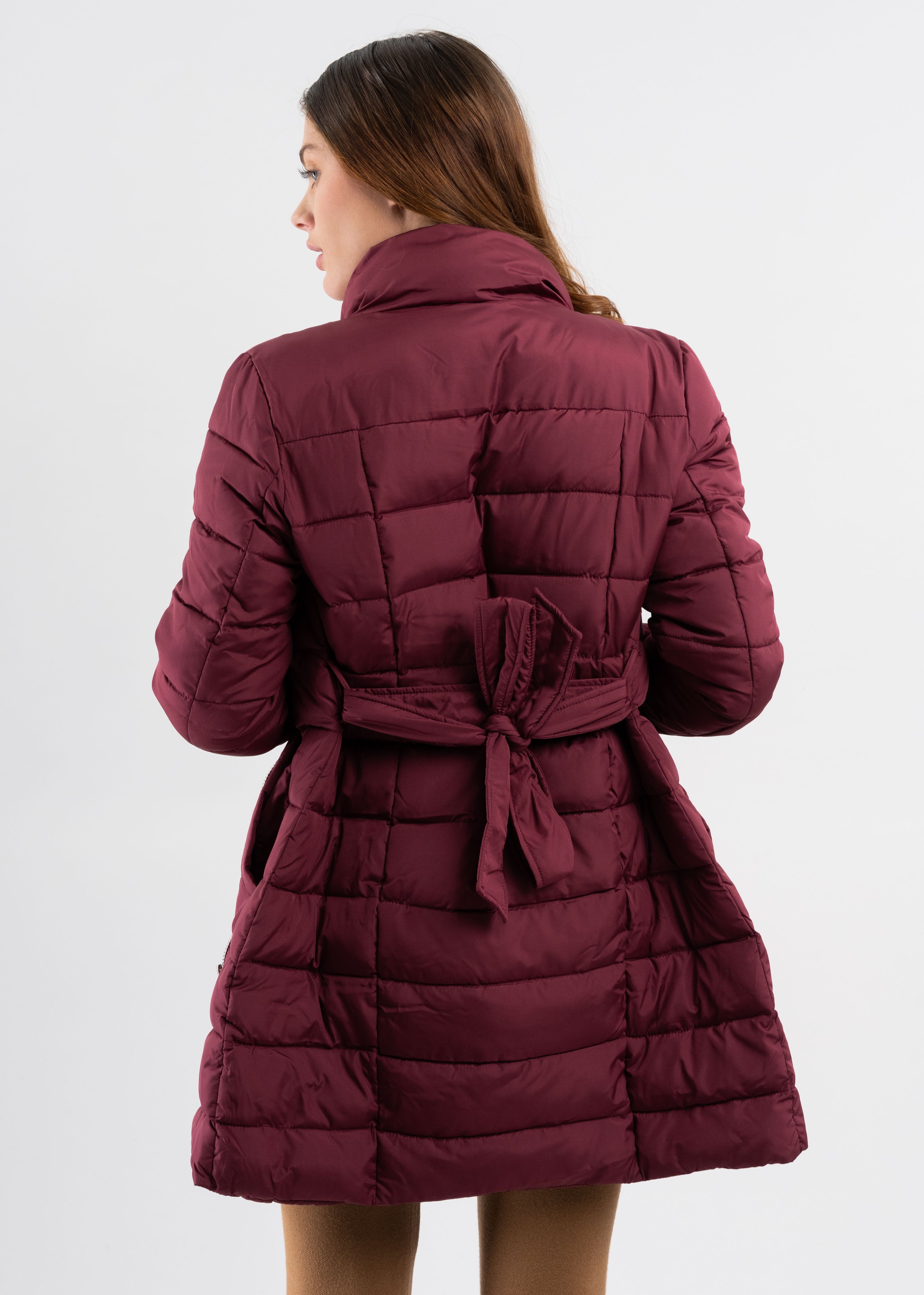 Chamarra larga capitonada cinturón sold by Shasa product image thumbnail 4