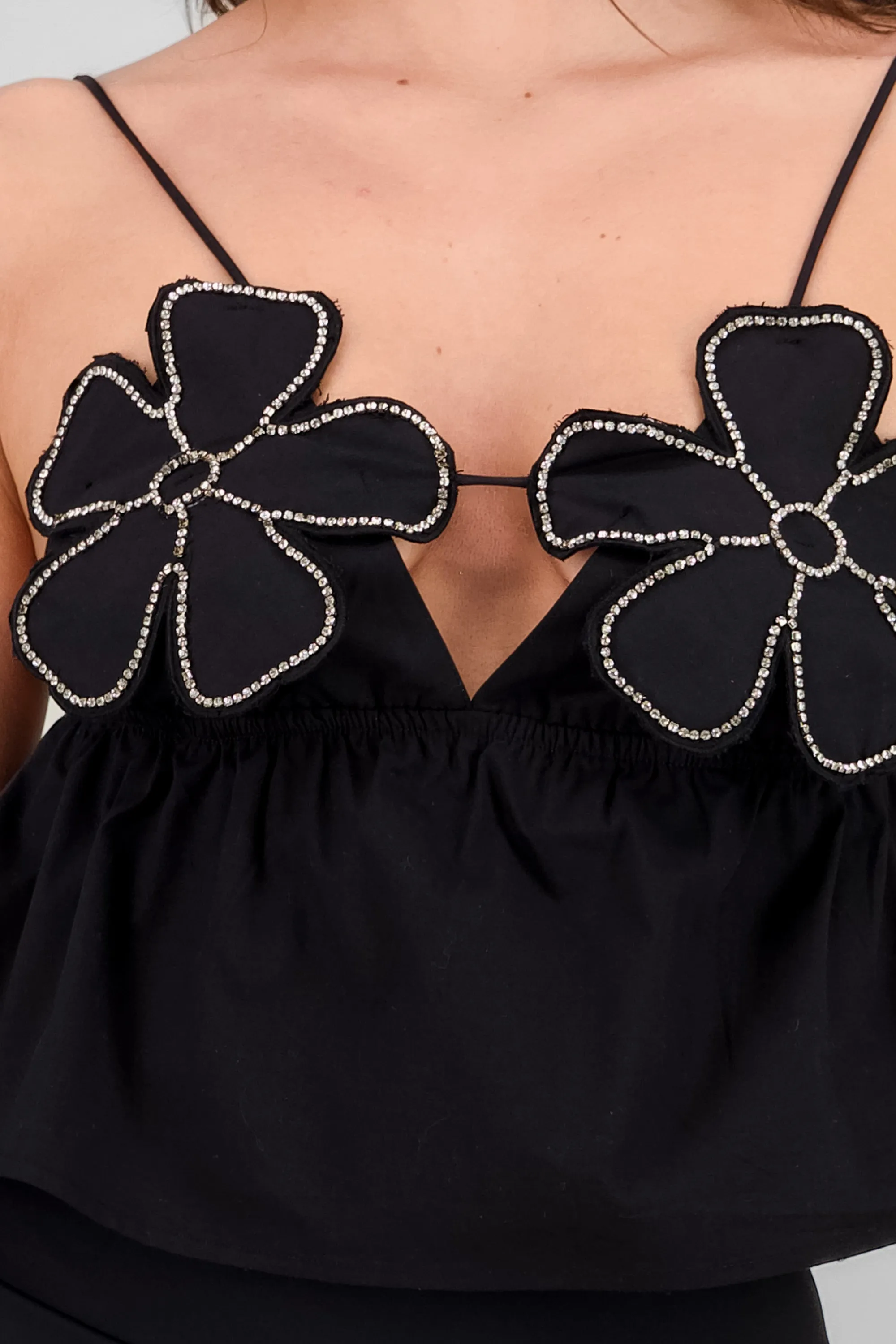 Blusa de flores con brillos sold by Shasa product image thumbnail 5