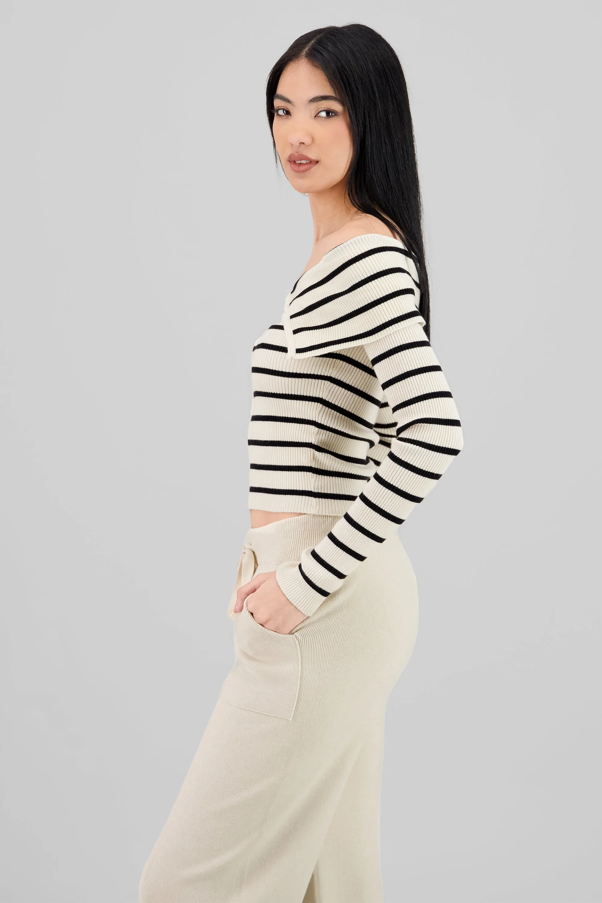 Sueter delgado rayas con cierre sin hombros sold by Shasa product image thumbnail 3