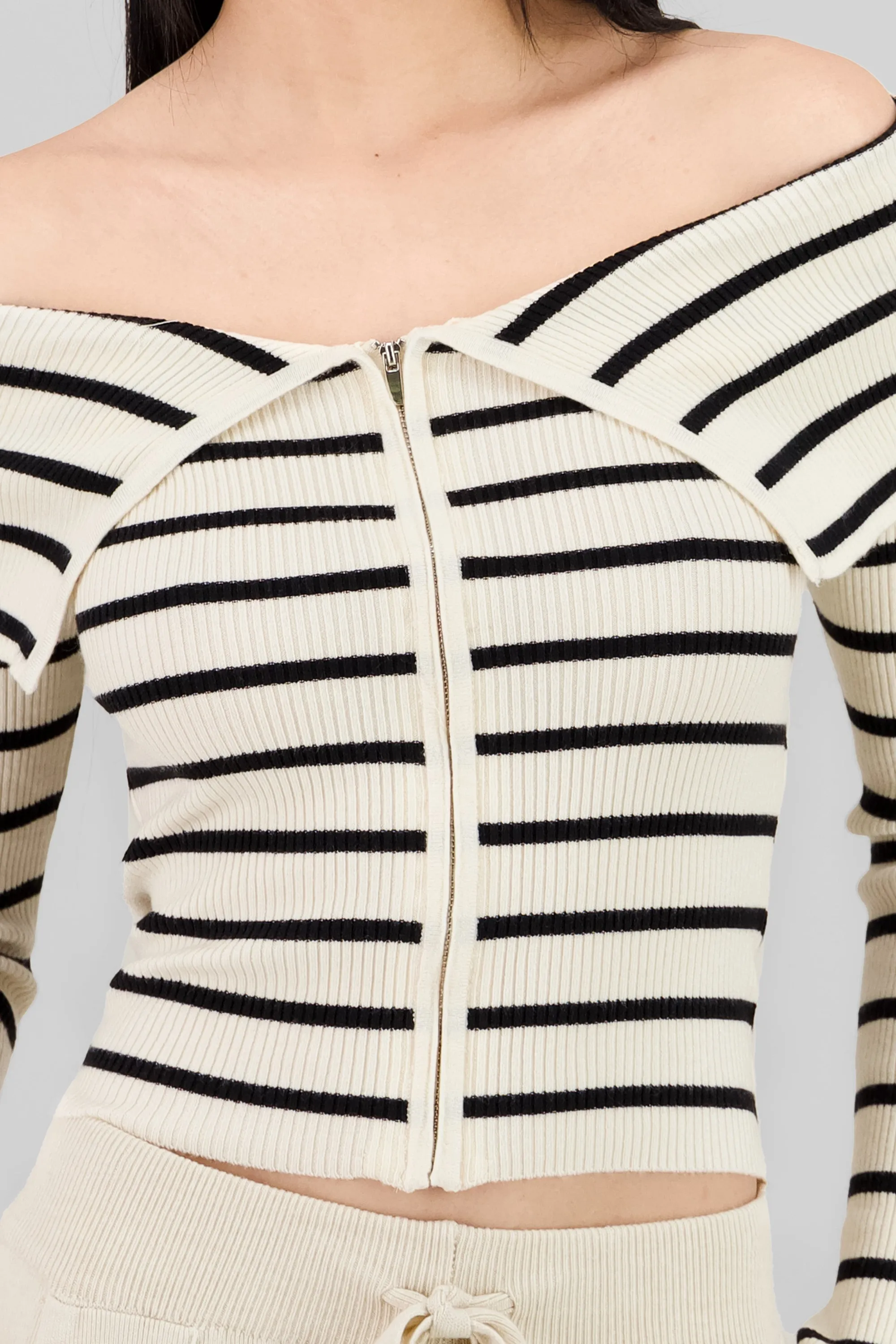 Sueter delgado rayas con cierre sin hombros sold by Shasa product image thumbnail 5