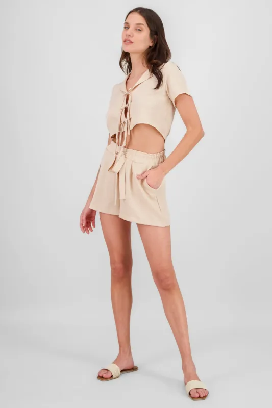 Short resorte detalle lazo sold by Shasa