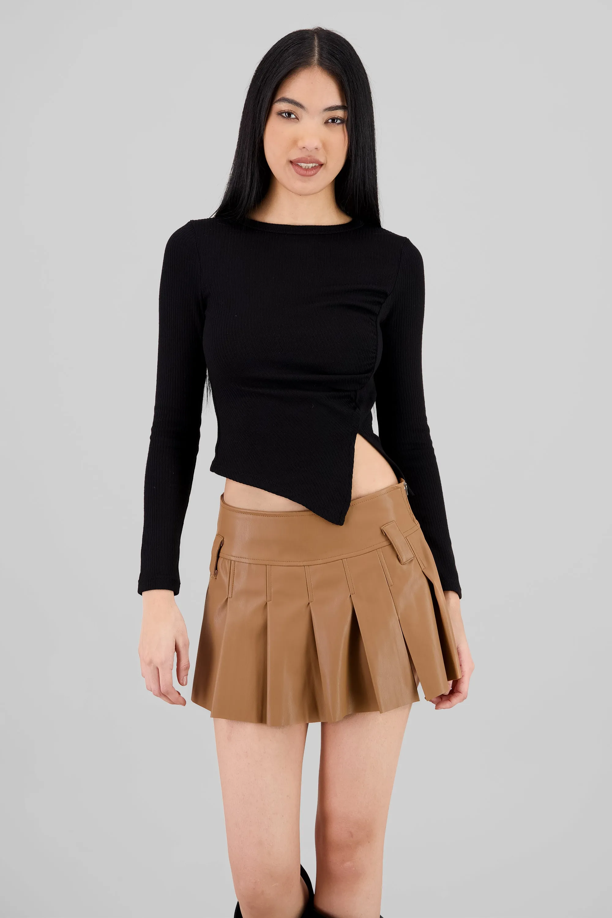 Top fruncido manga larga sold by Shasa product image thumbnail 2